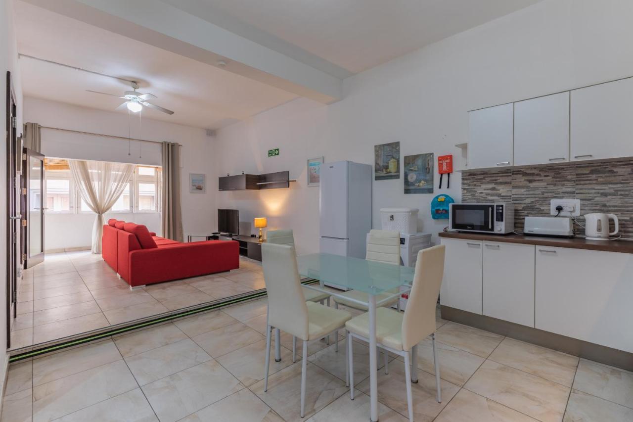 Bormla - Comfortable Two Bedroom Apartment Cospicua Zewnętrze zdjęcie